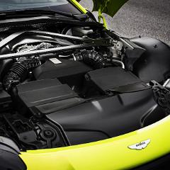 Aston Martin Vantage Lime Essence 23